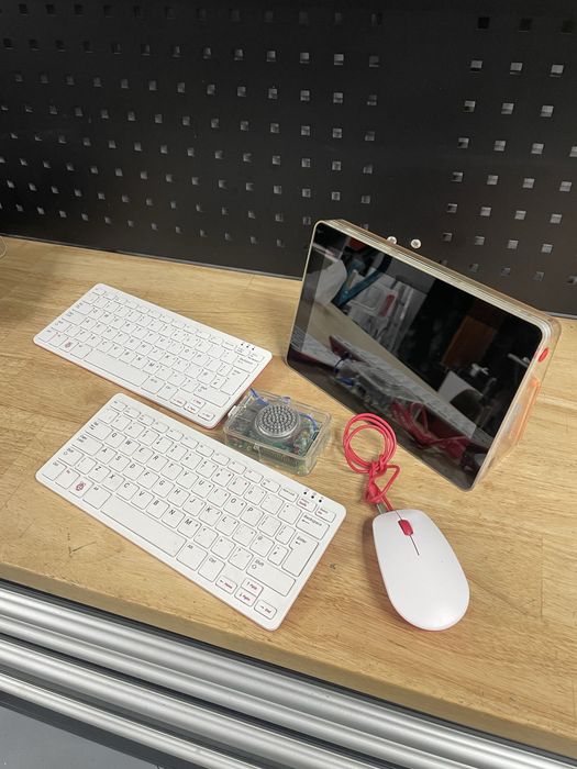 Calculator raspberry pi  diverse configuratii pret pentru toate 4 buc