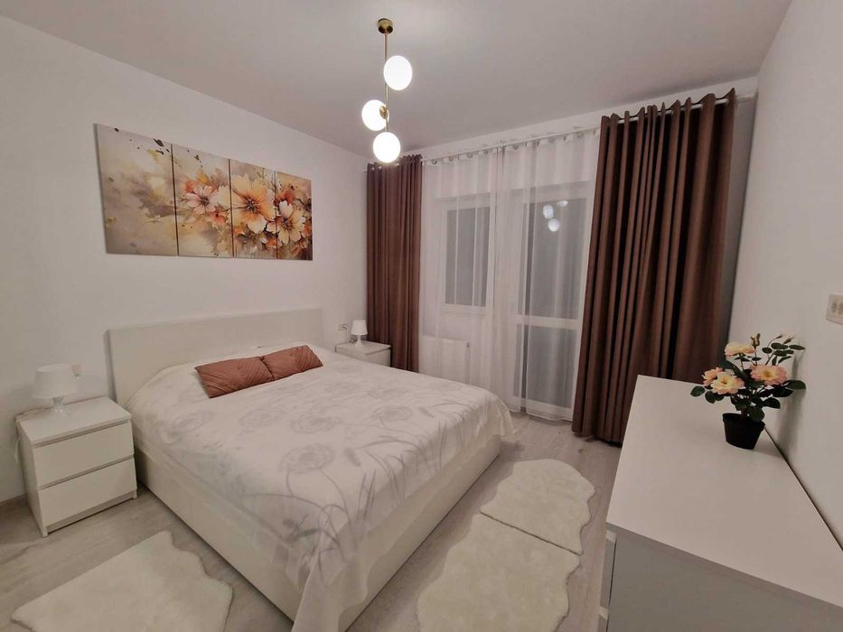 Vând urgent apartament 2 camere, Grand Crystal Residence, 62,6 mp, etaj 9, parcare inclusă