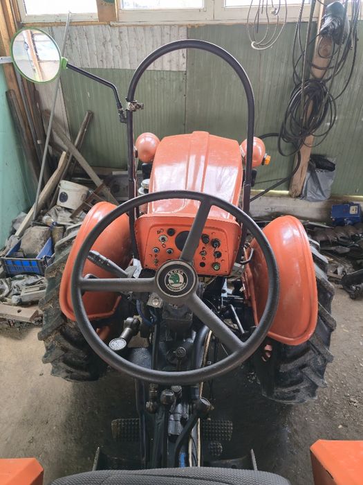 Tractor Antonio Carraro