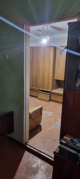 Продаётся Срочно 2 комнатная квартира