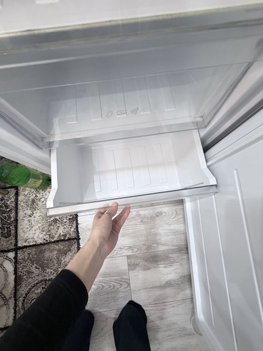 Продам холодильник