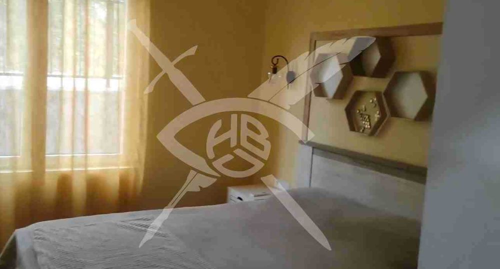 Продава се Тристаен апартамент в Бургас, Сарафово - 189 кв.м за 637 €/кв.м - Снимка #1