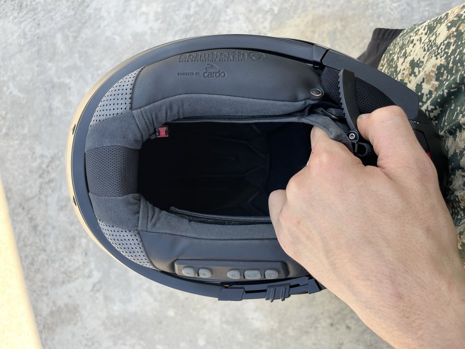 СРОЧНО!!! Schuberth C3 pro Продаю мотоциклетный шлем)))