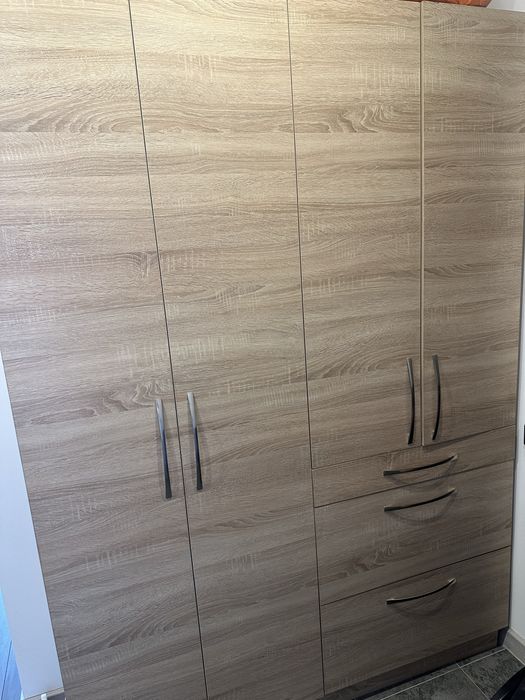 Продам шкаф