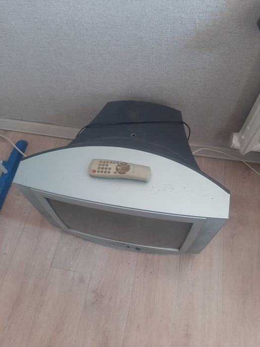 Продам телевизор