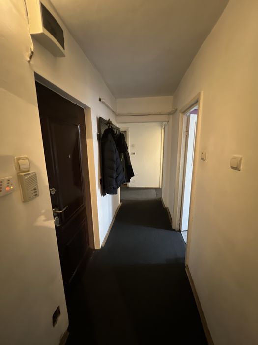 Inchiriez o cameră, zona sens giratoriu Mărăști.