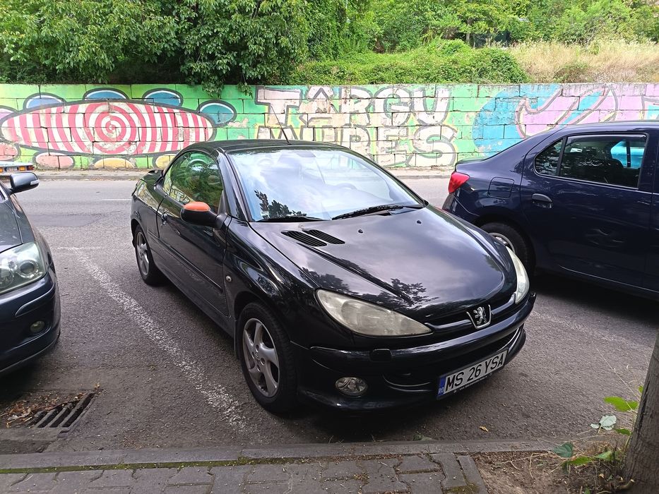 vând Peugeot 206 CC