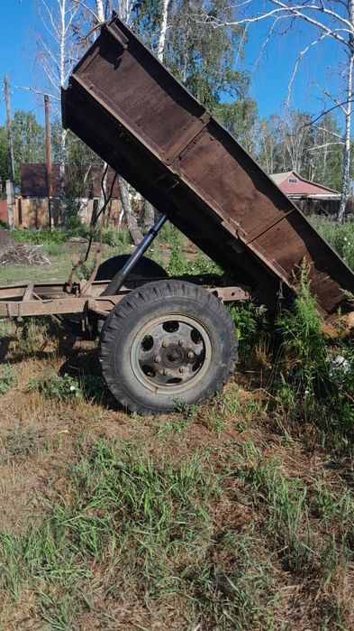 Трактор Т-40 и телега