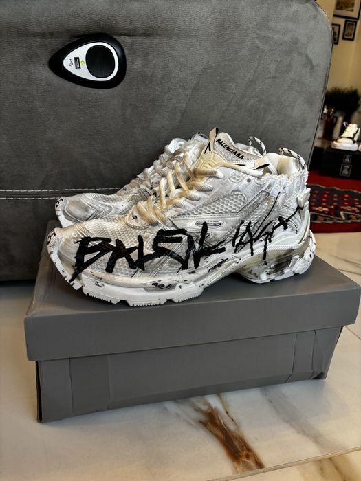 Balenciaga Runner Graffiti 45