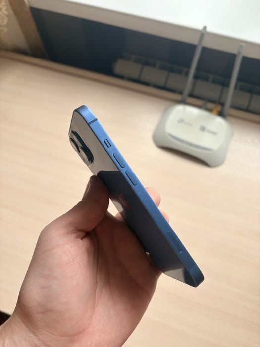 Iphone 13 в хорошем состояний