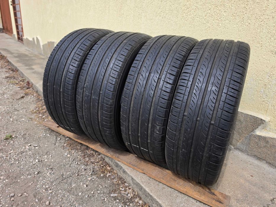 4 бр. летни гуми 195/55/16 Kumho 4,5-5 mm DOT 1916