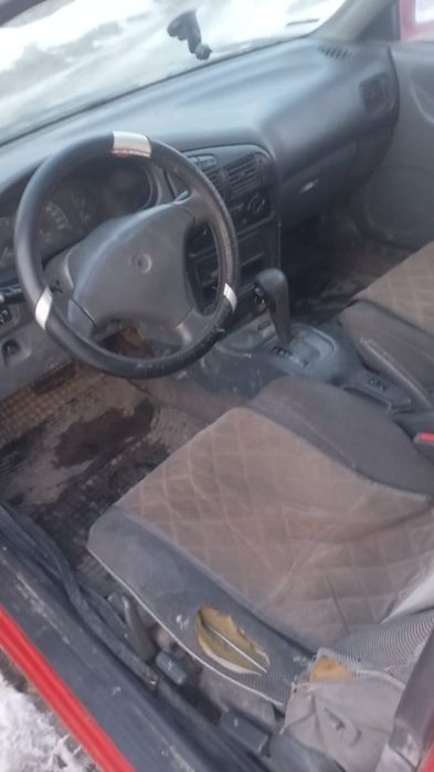 Мидсубиши Голд 1992