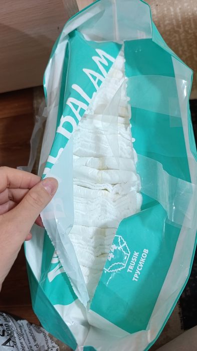 Продам подгузники трусики