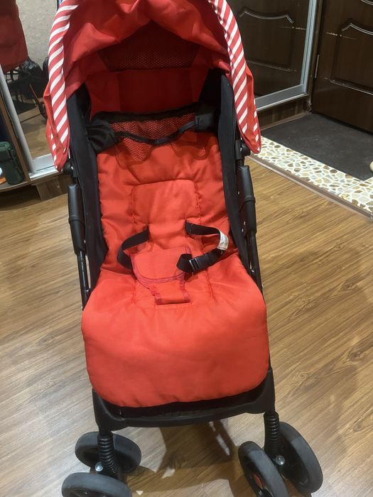 Продаю коляску Kari