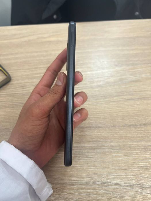 Redmi 12 c     holati ideal karobka dokment bor