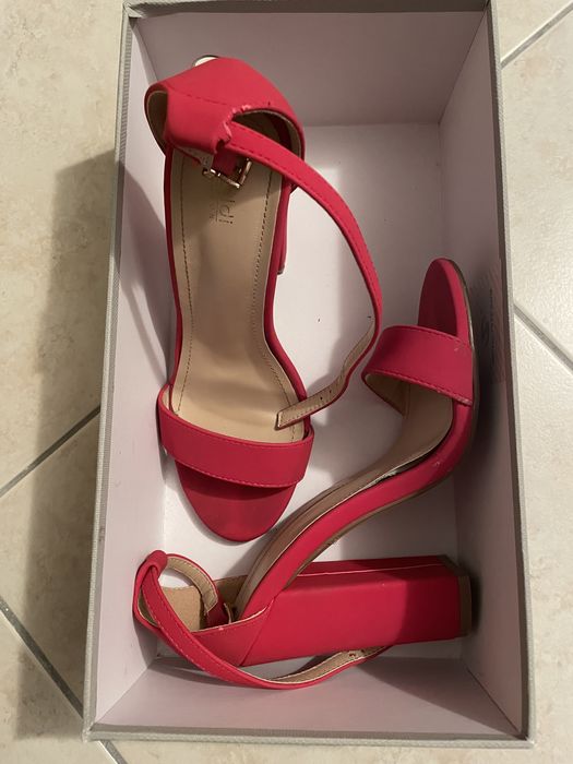 Обувь разная