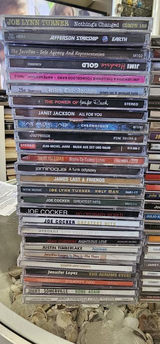 Музикални дискове от €2 до €3 (по азбучен ред J, K, L, M, N, & O)