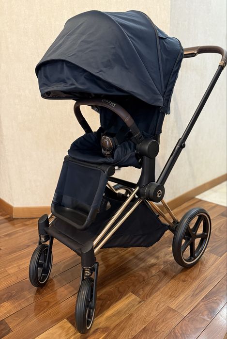 Продам Cybex Priam III