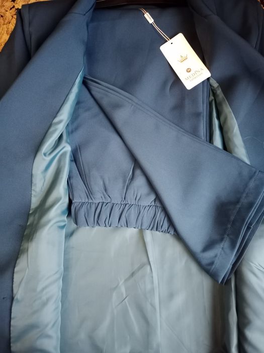 продам женский костюм