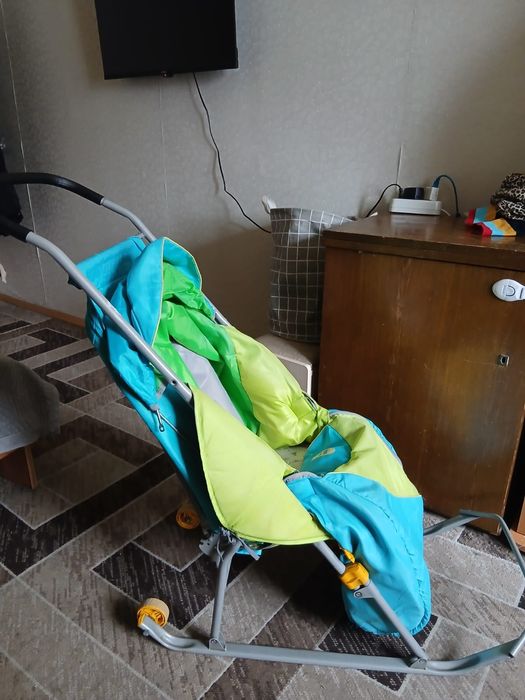 Продам санки детские