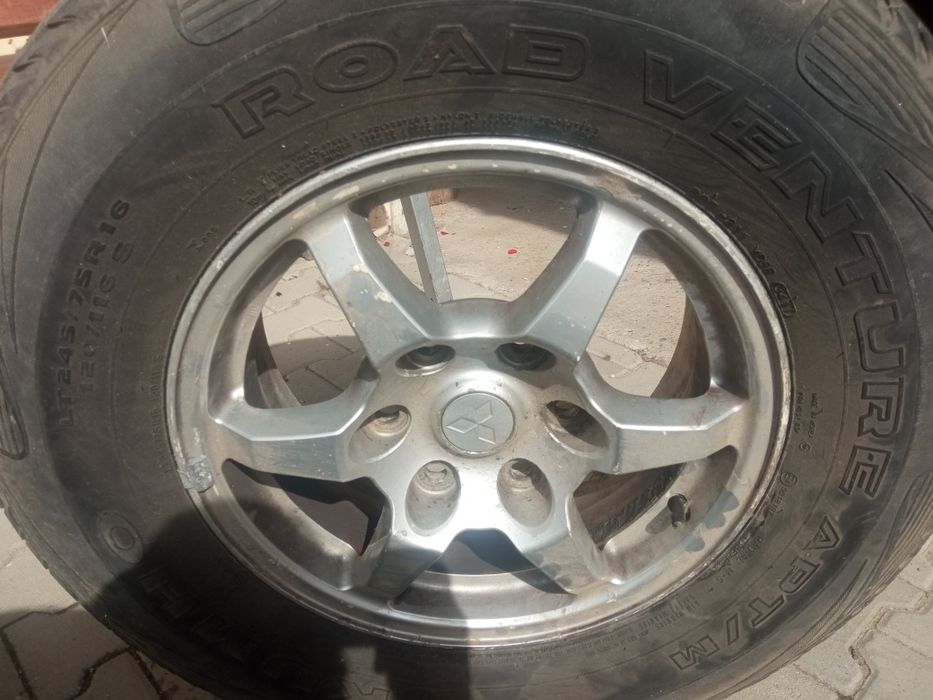 Roti Mitsubishi R16