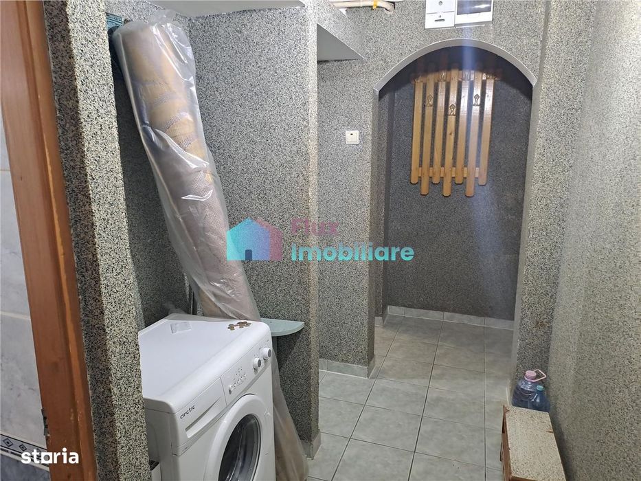 Apartament cu 3 camere semimobilat etaj 3 George Enescu