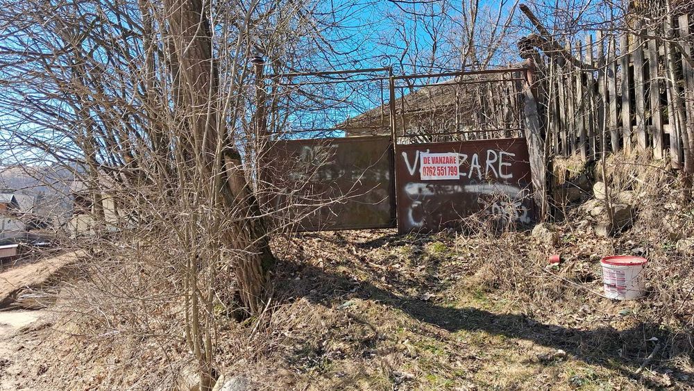 Vand teren dambavocioara 1990 mp