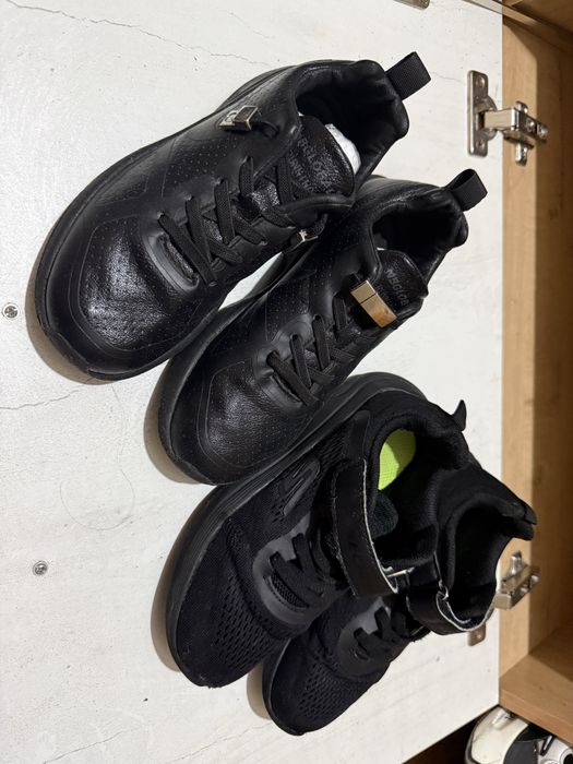 Кроссовки на мальчика.