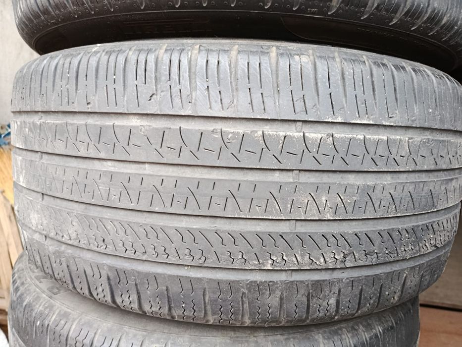 Летние шины Pirelli p-zero 245/40/19. 4 шт