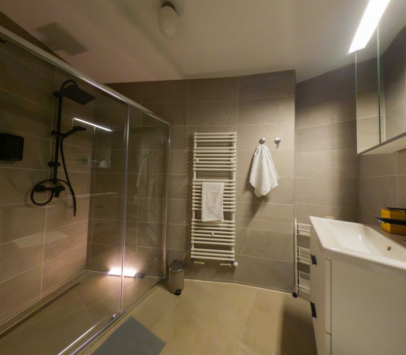 Inchiriere garsoniera Palatul Parlamentului, AFI Tech Park2, GreenGate