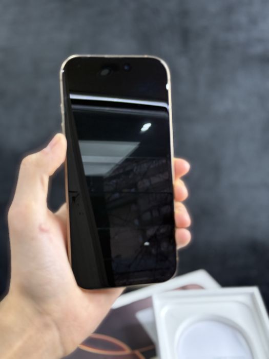 iPhone 16 pro Aktiv Lombard 0.0.12