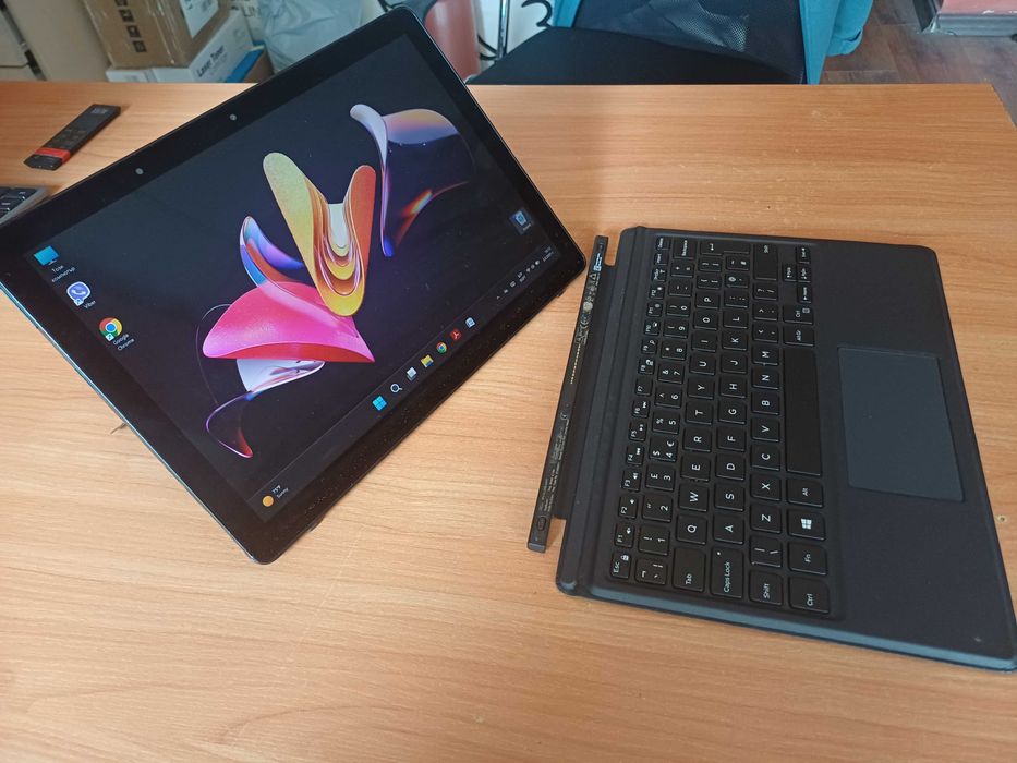 2 in 1 Dell Touch FHD IPS Core™i5-8th/8GB DDR4/256GB SSD NVme