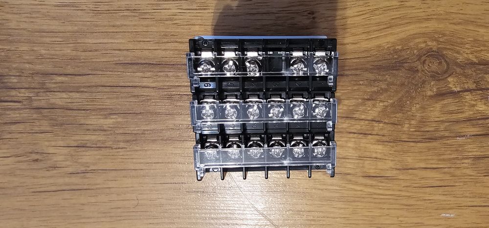 Controler temperatura Omron 5CC-RX3D5M-006