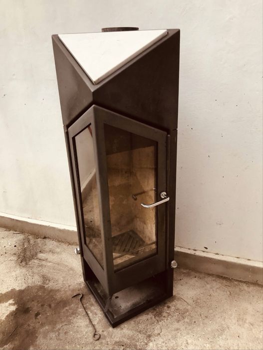 Semineu panoramic Kago Orion lemn soba focar