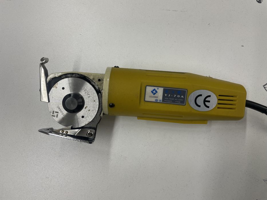 Продаю швейное оборудование