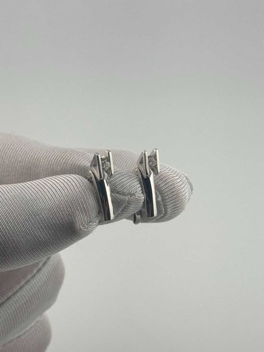 Серьги,585 проба золота, бриллиантовые вставки