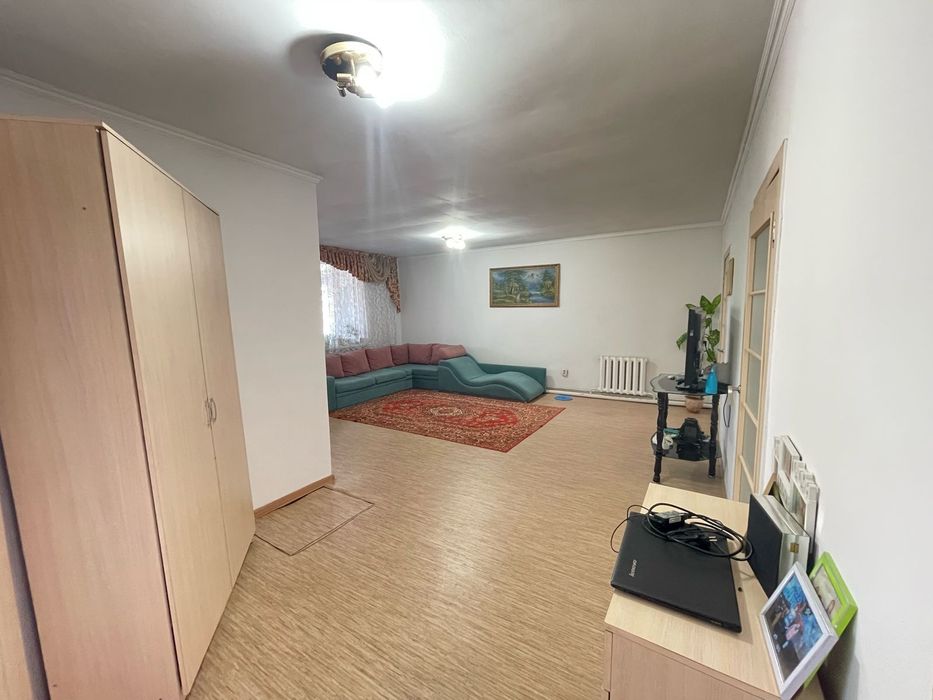 Продам дом в м-не Бирлик