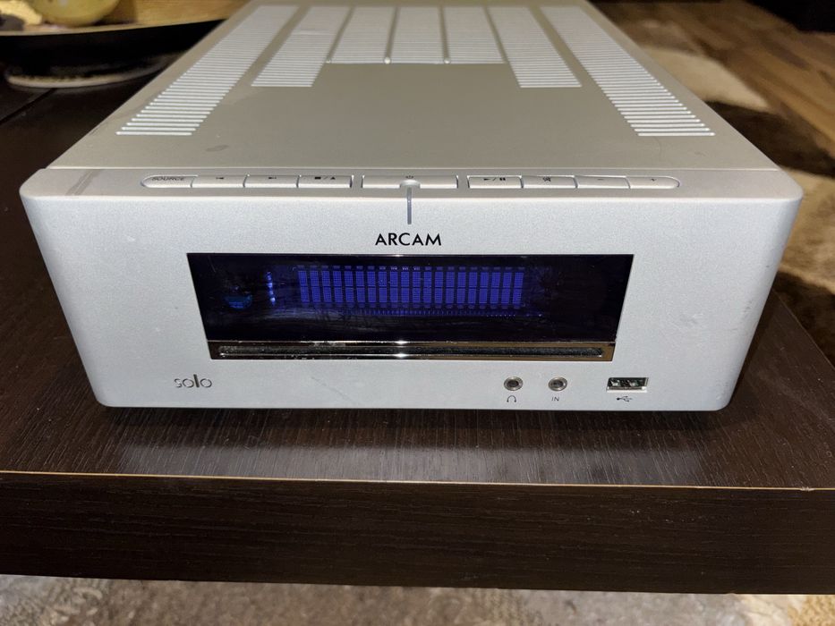 Arcam SOLO Mini Amplificator CD Bluetooth USB Tuner PrețMAGAZIN4300Lei