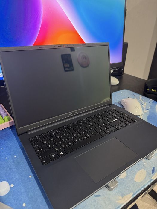 Asus vivobook 15 pro oled K6500Z
