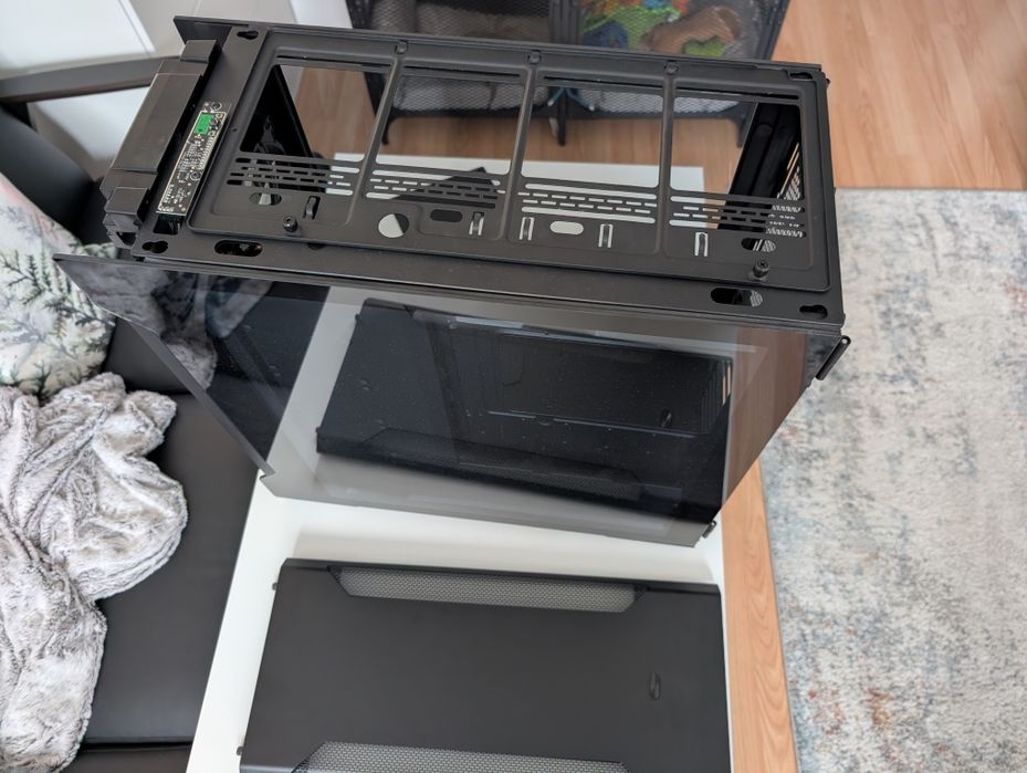 Компютърна кутия Phanteks Exolve X