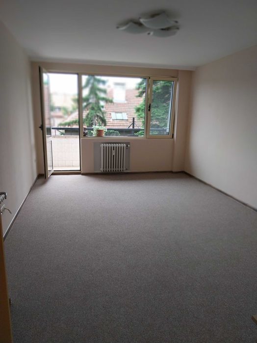 Дава се под наем Тристаен апартамент в София, Лозенец - 100 кв.м за 750 € - Снимка #3