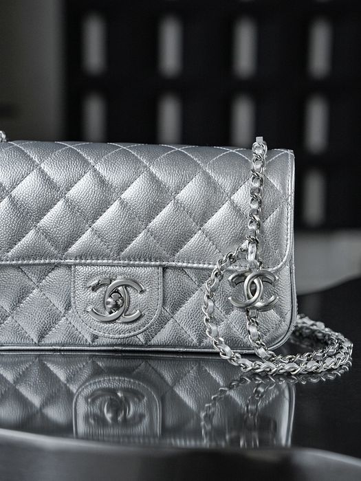 Geanta Chanel classic flap 20cm piele caviar, tip Premium