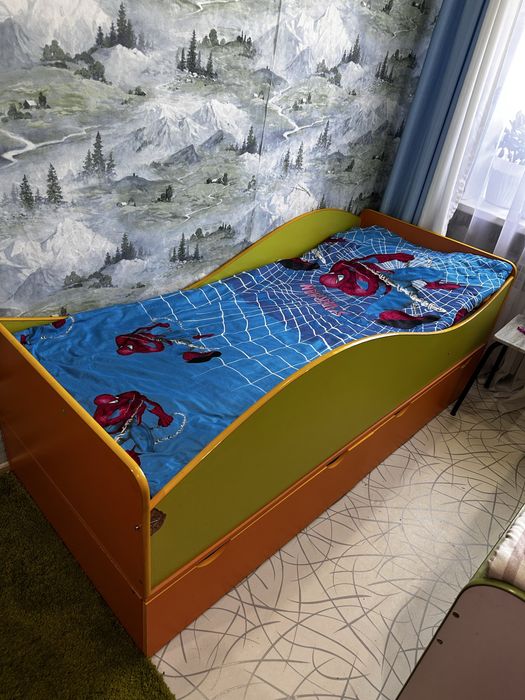 Продам кровать за 15 000 с матрасом
