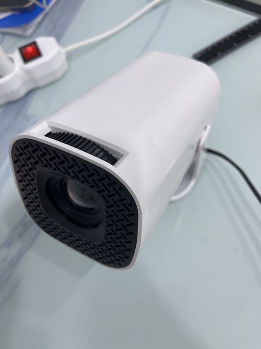 Продается новый проектор