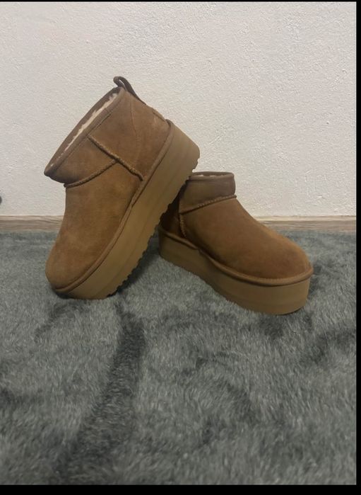 UGG noi numarul40