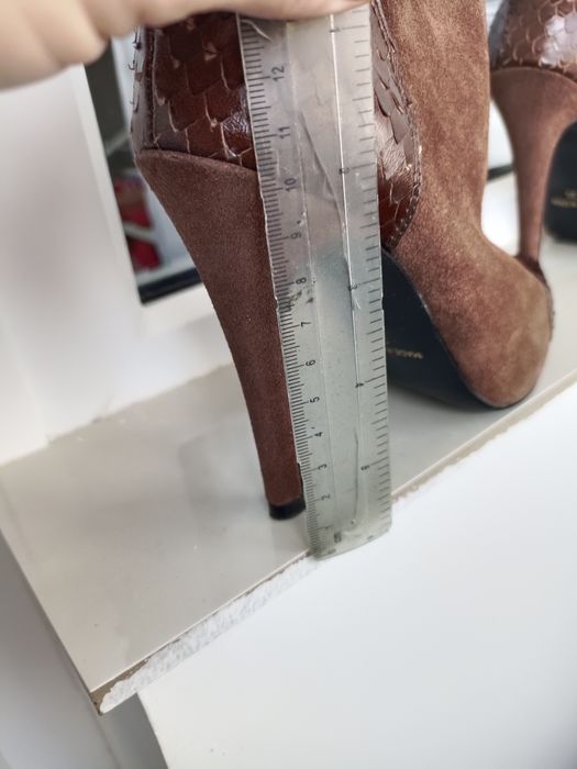 Продам ботильоны