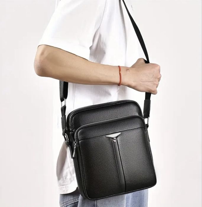 Италианска мъжка кожена чанта с две модерни визий /Черна естест. кожа!