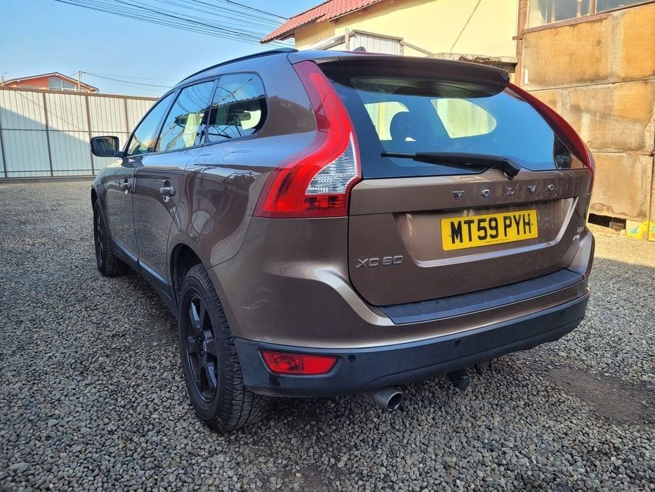 Dezmembrari dezmembrez  Volvo XC60  2.4 Diesel 2008-2013