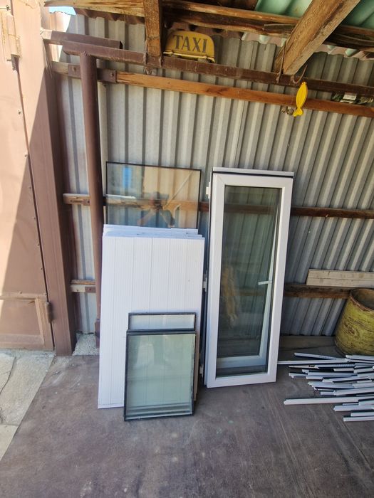 Пластиковые окна балкон в сборе