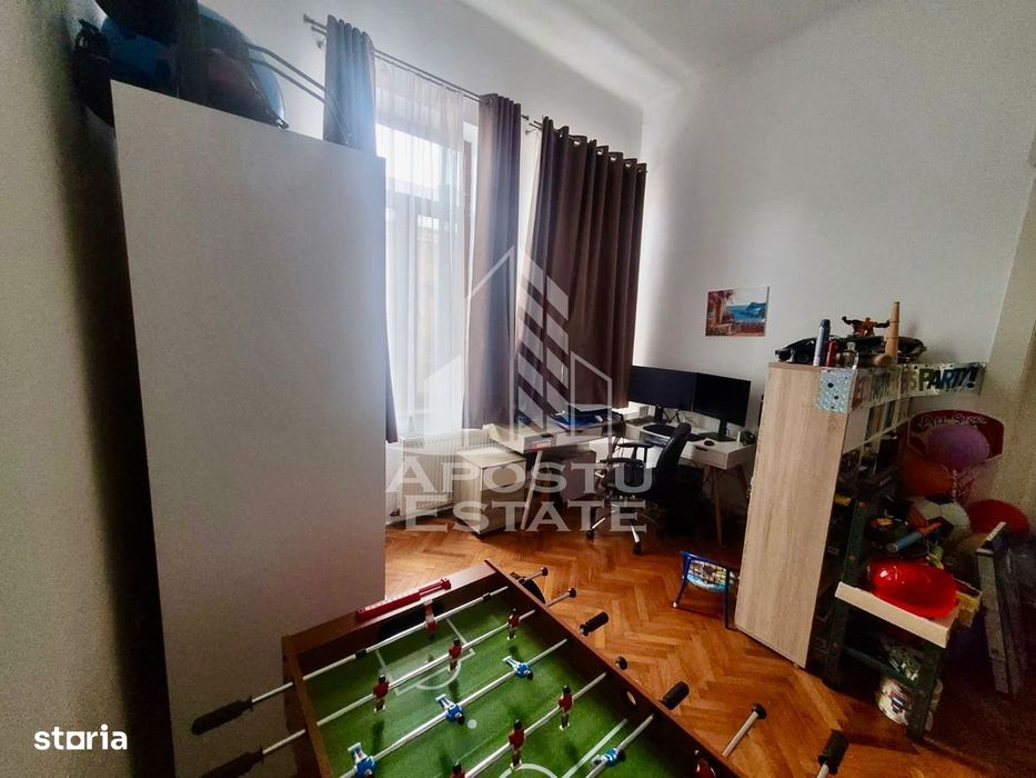 Apartament 3 camere de vanzare, etaj 1,  zona Maria Timisoara